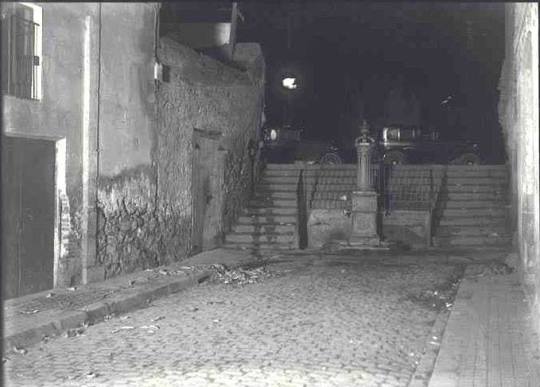 Escaletes de sant bertran_La Rambla 6 febr. 1933_