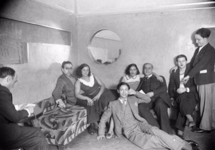 La Criolla_Flor de Otoño_Sagarra_Febrero 1933_Reservado_Flor de Otoño_sagarra...pepe de la criolla y sus amigos trotski, la asturiana
